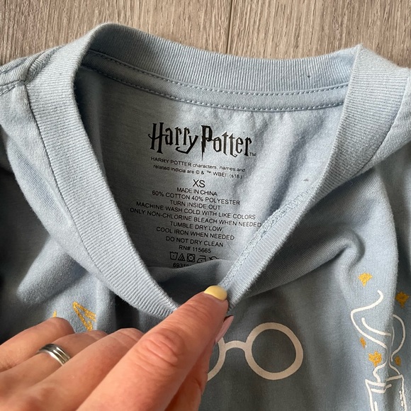 Harry Potter Crop Top - Picture 3 of 4